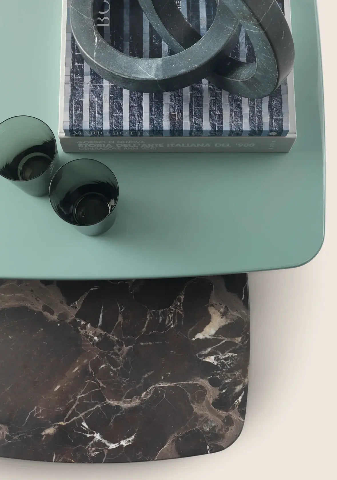 Gipsy Center And Side