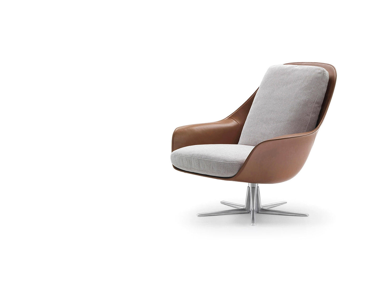 Sveva Saddle 4-Spokes Swivel Armchair
