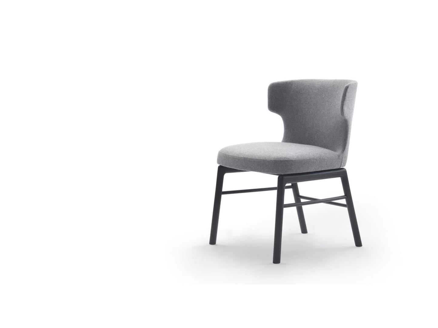 Vesta Chair