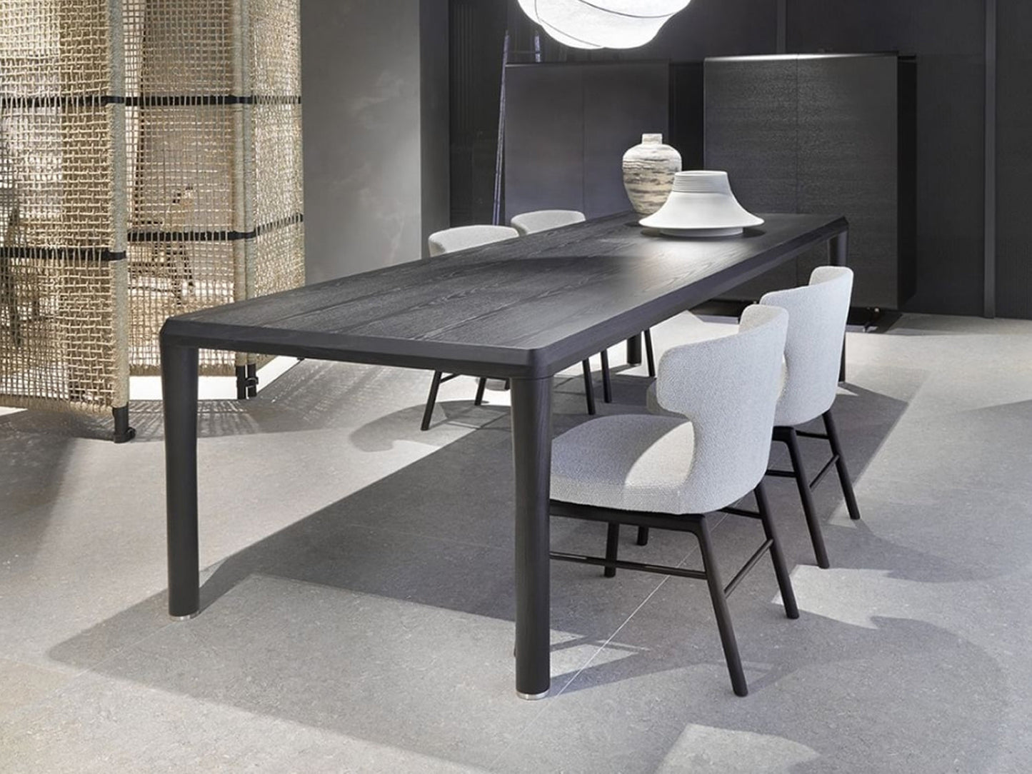 Vesta Chair