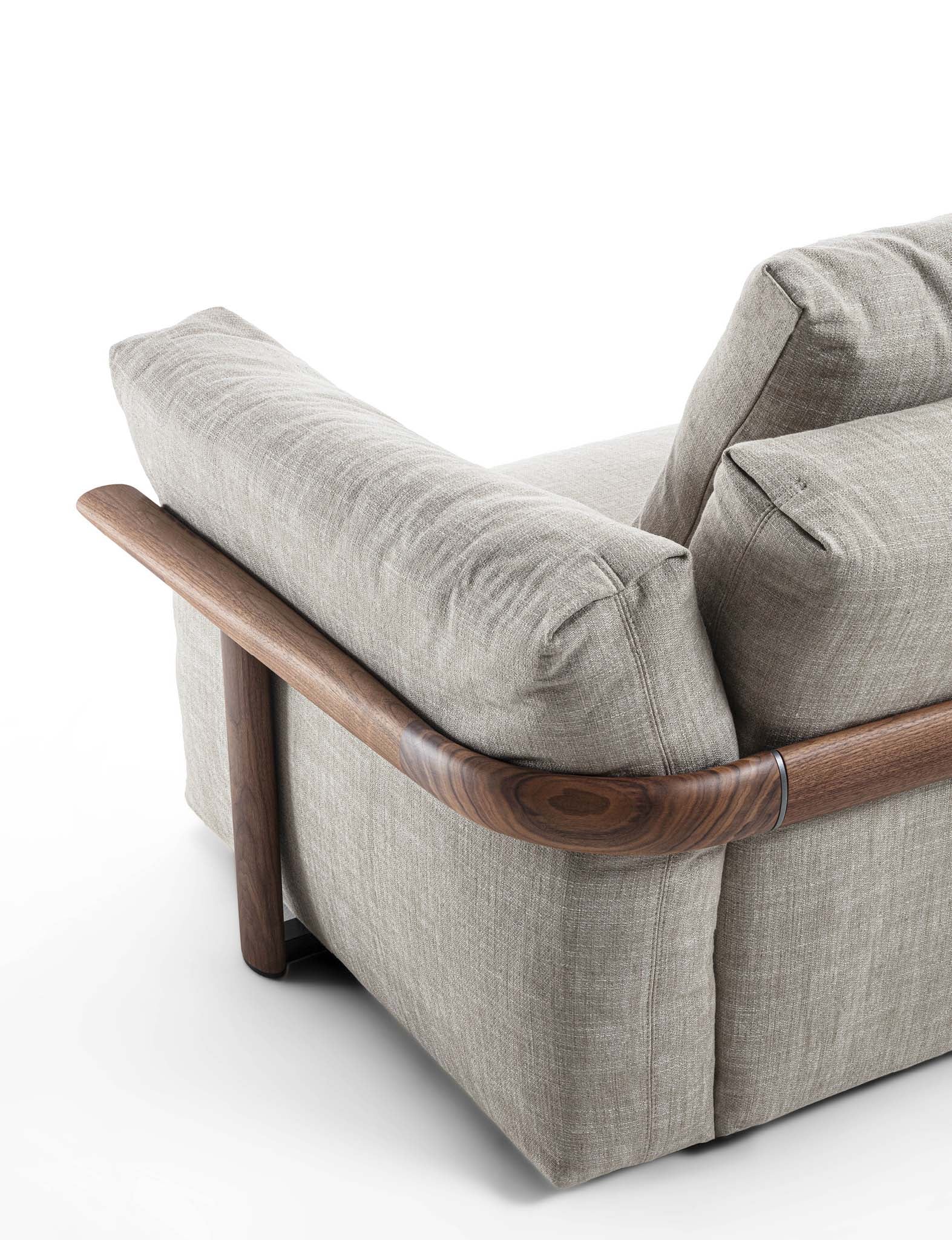 RONNY sectional sofa design by Gabriele & Oscar Buratti