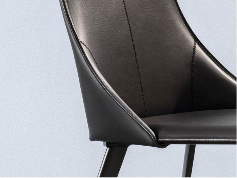 Aura Chair