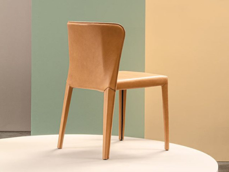 Lukas Saddle Chair