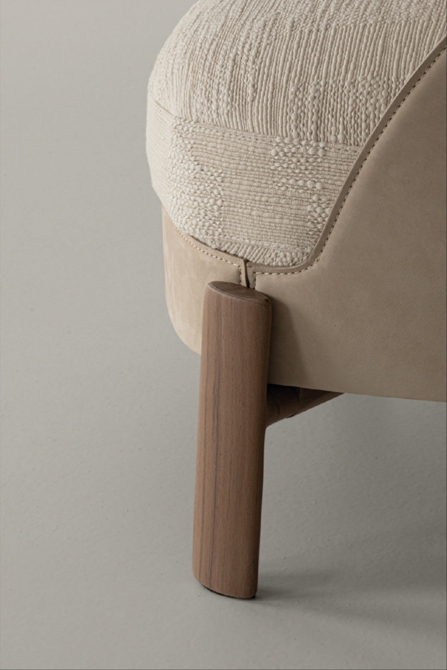 Catarina Armchair