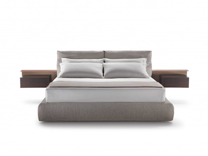 NEWBRIDGE bed