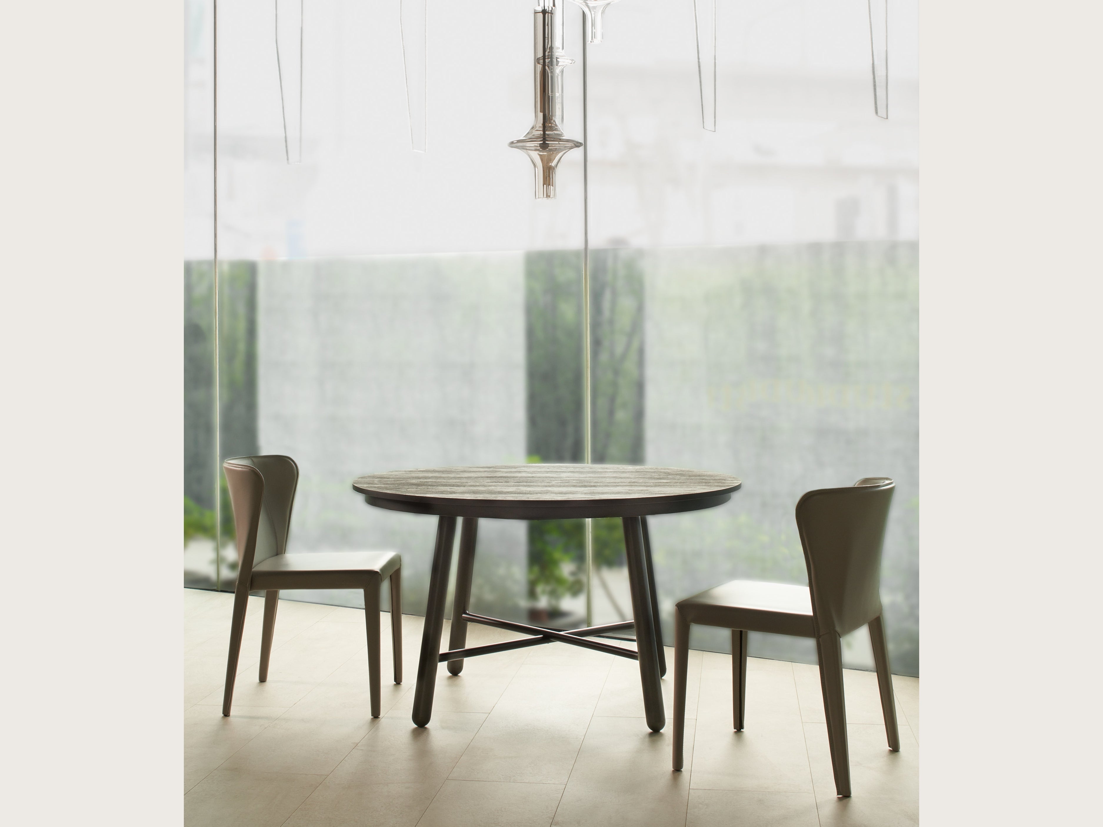 COMBO Extendable Round Table - Limited