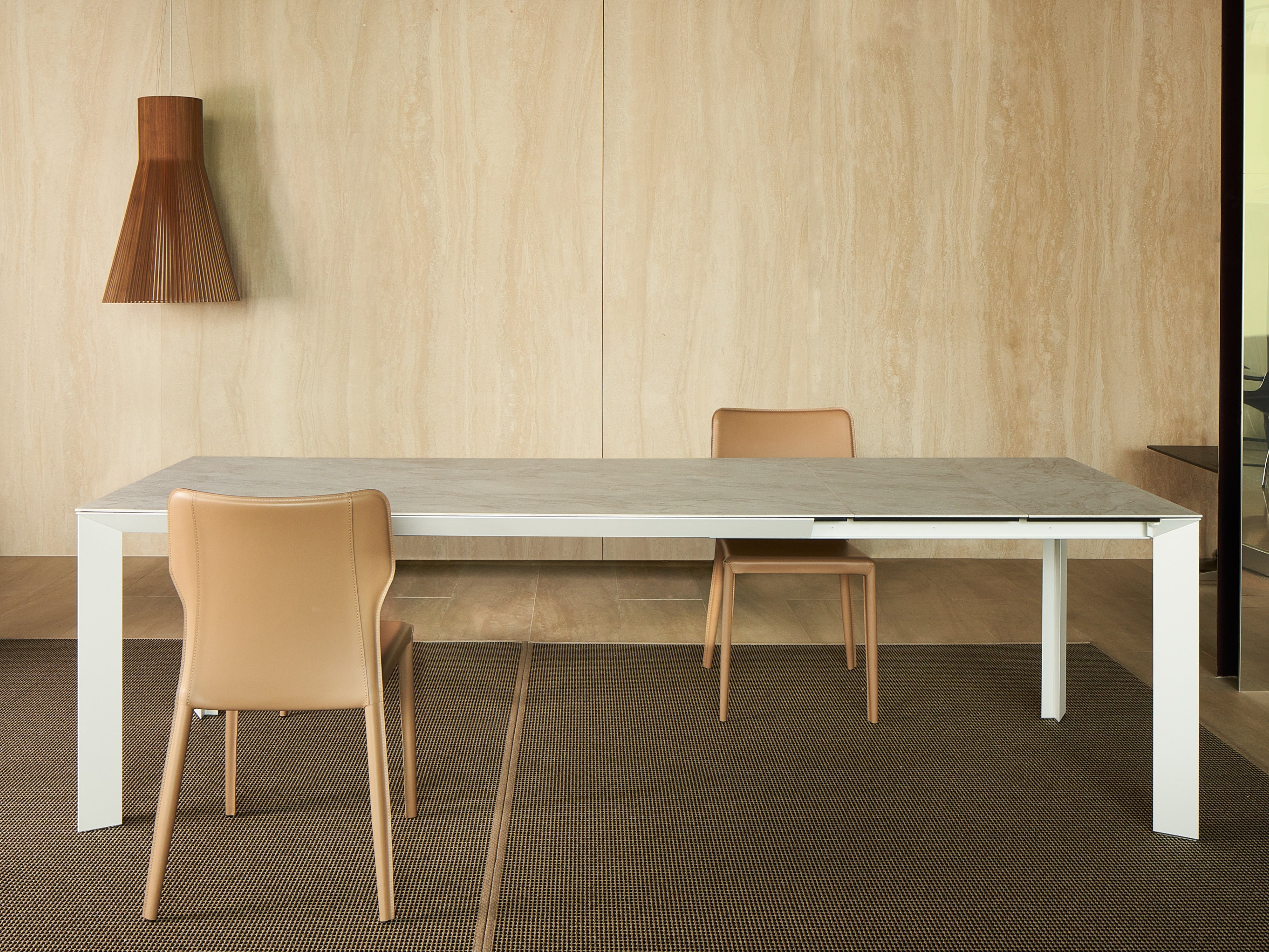 Diamante Extendible Table