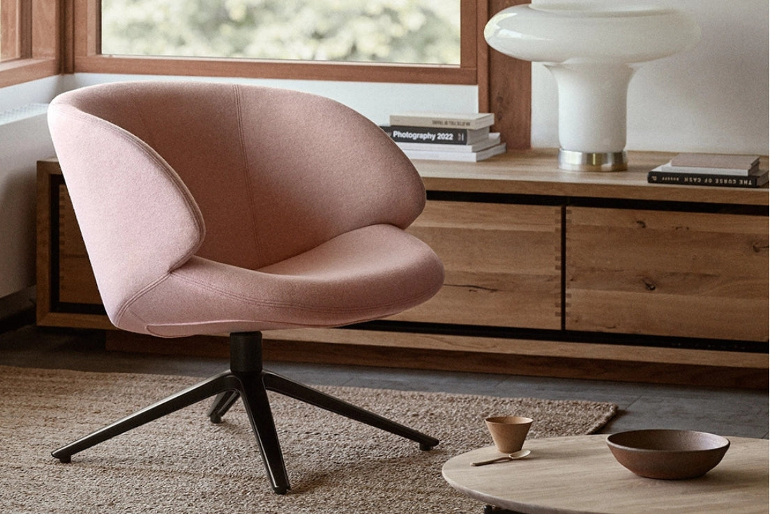 Vista Swivel Lounge Chair