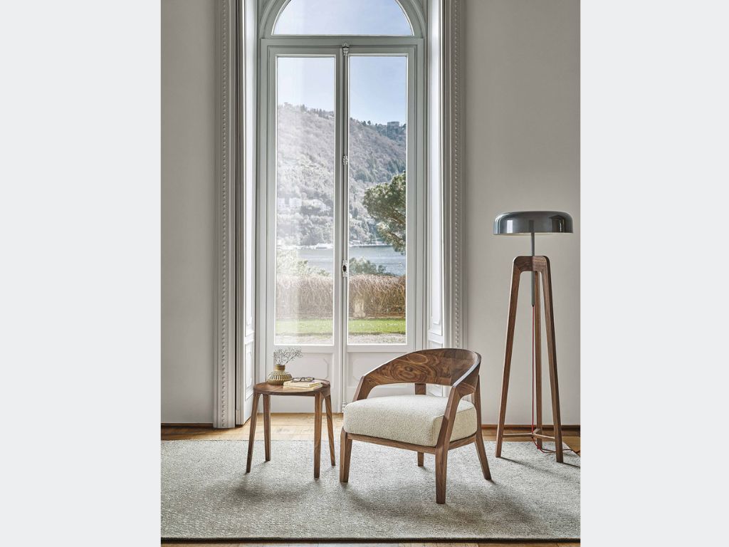 Alba Armchair