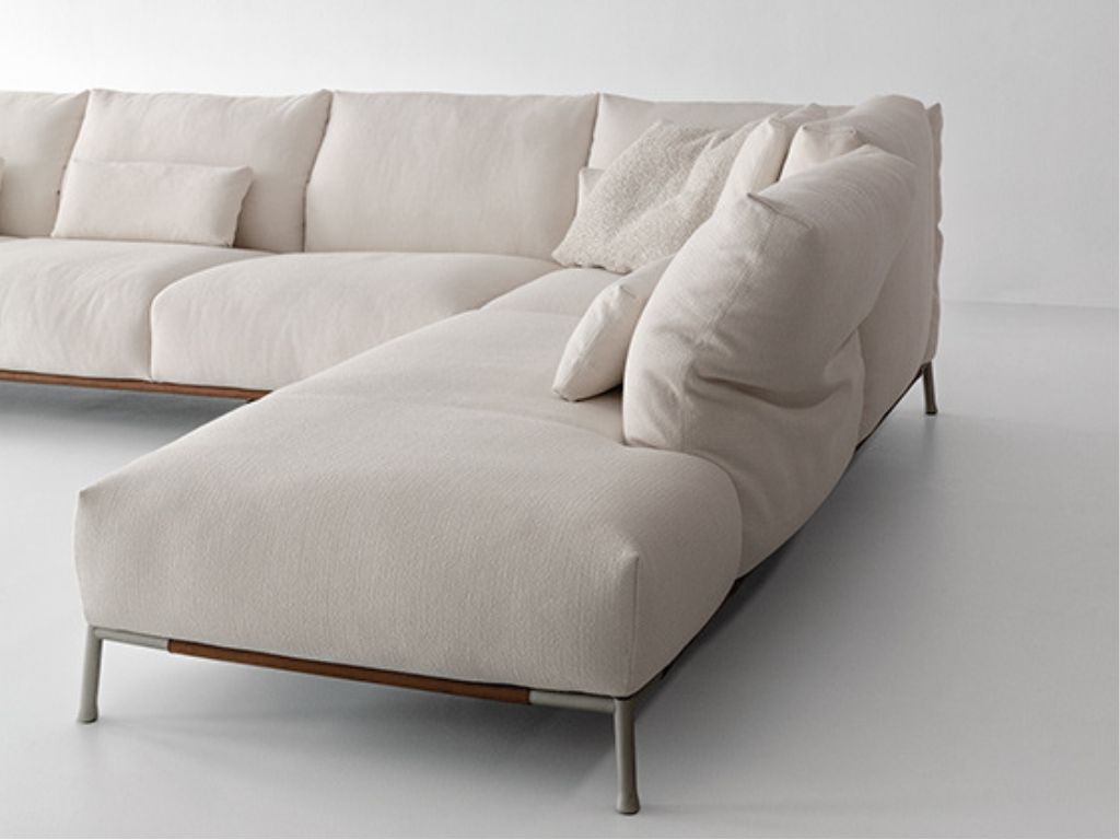 Chapeau Sectional Sofa