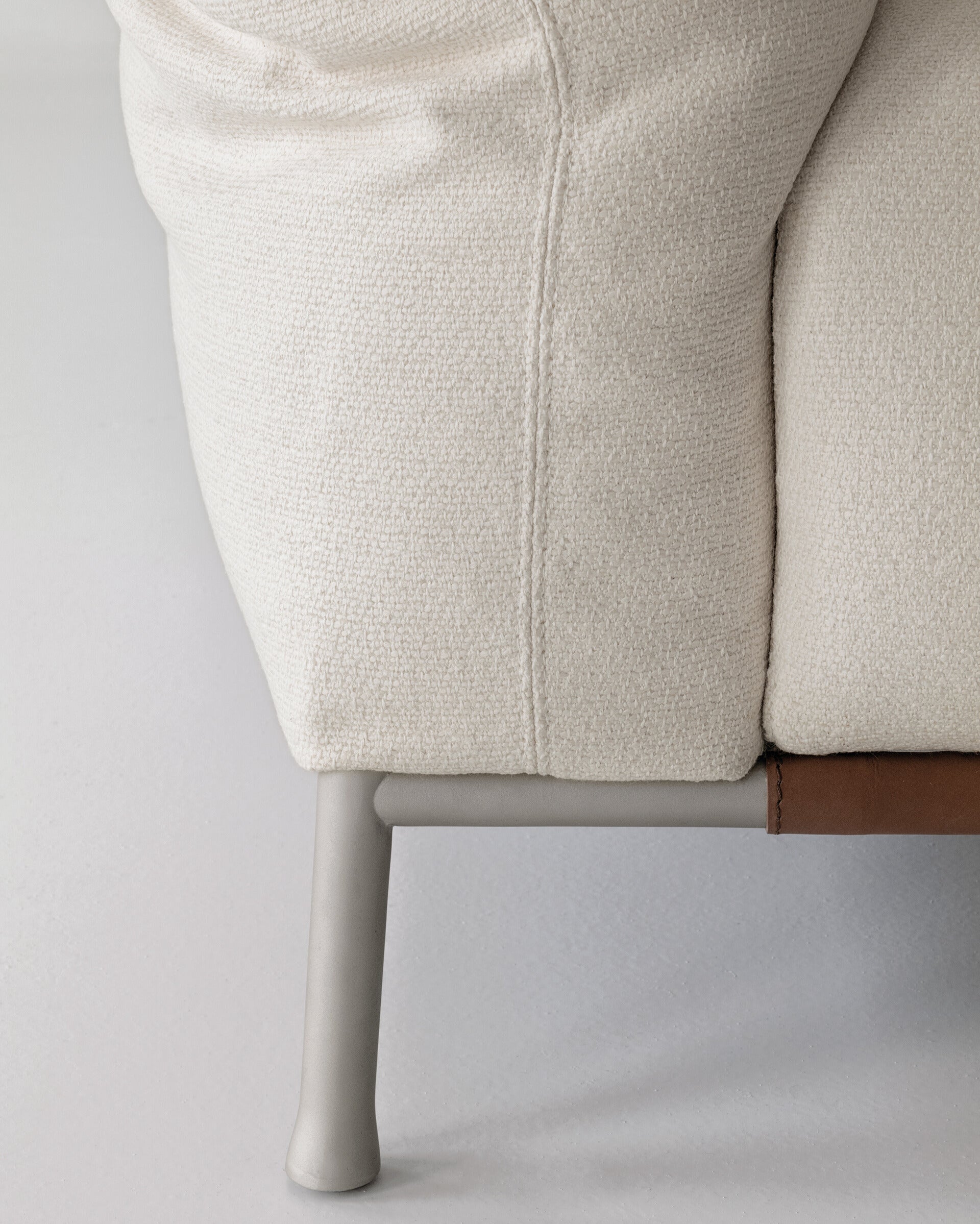 Chapeau Sofa