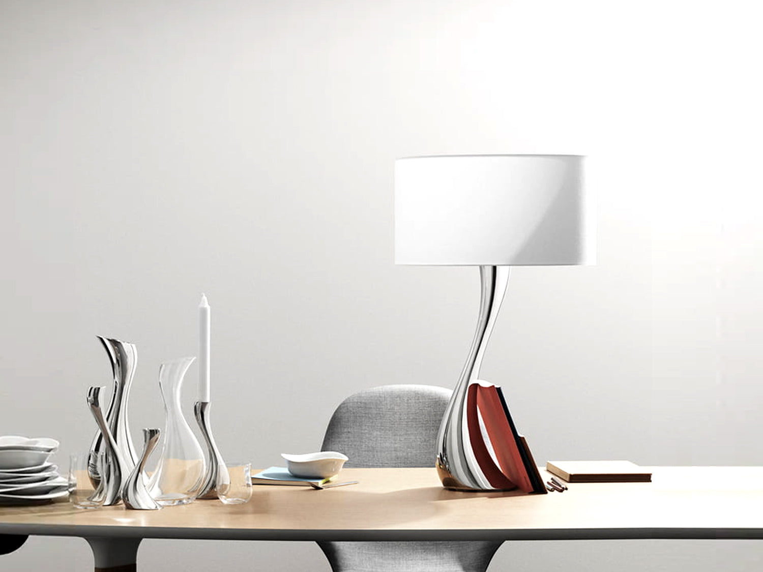Cobra Lamp Incl. White Cotton Shade