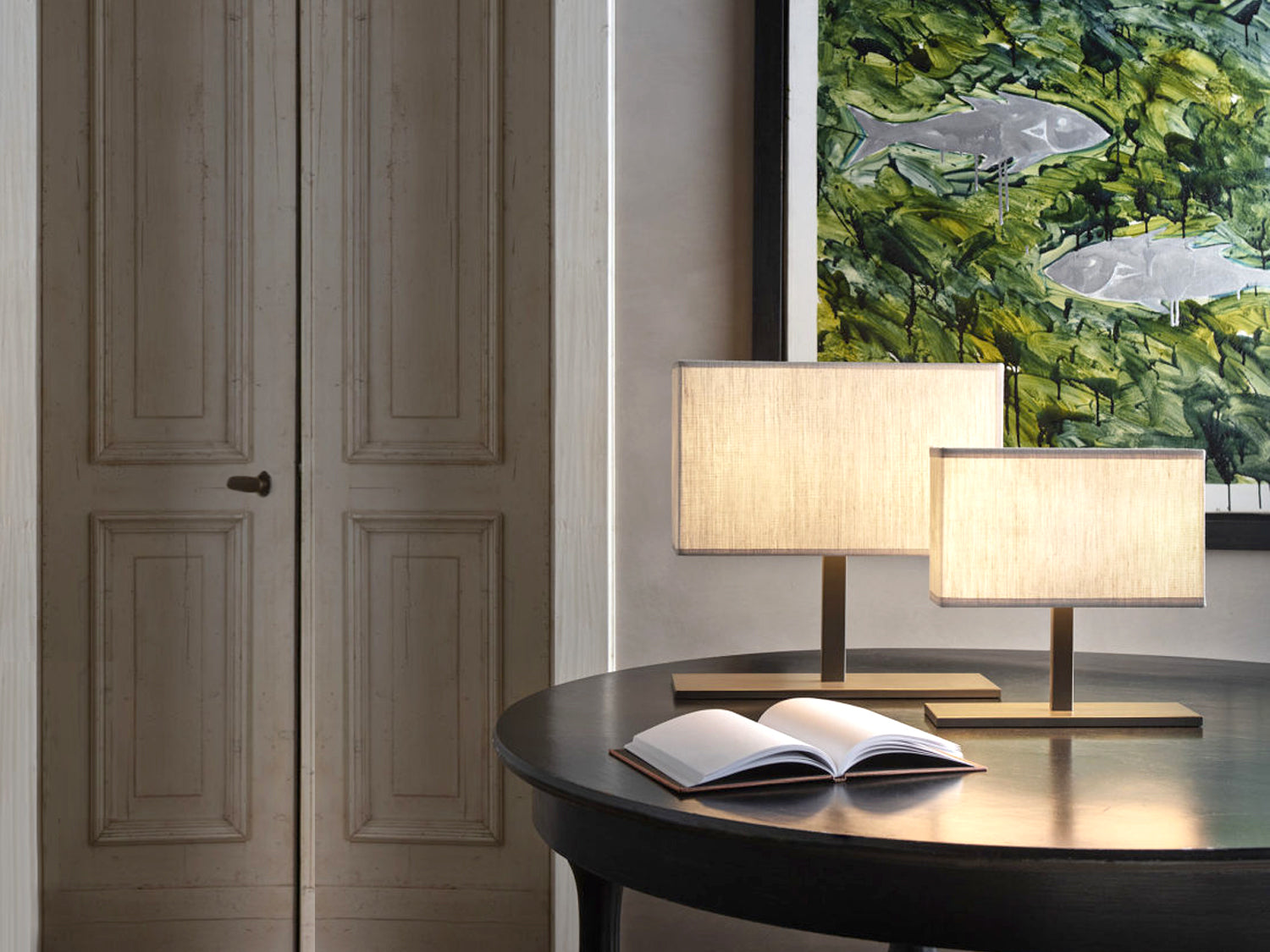Tosca (Large, Small) Table