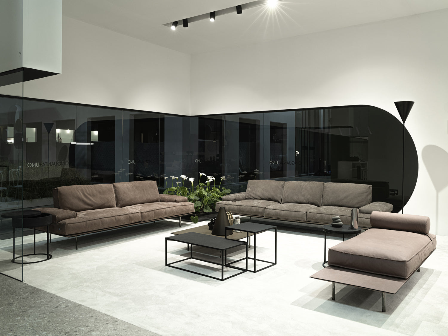 Vogue Cuoio Sofa