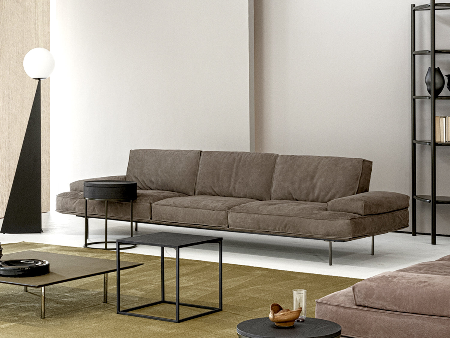Vogue Cuoio Sofa Extra-Large