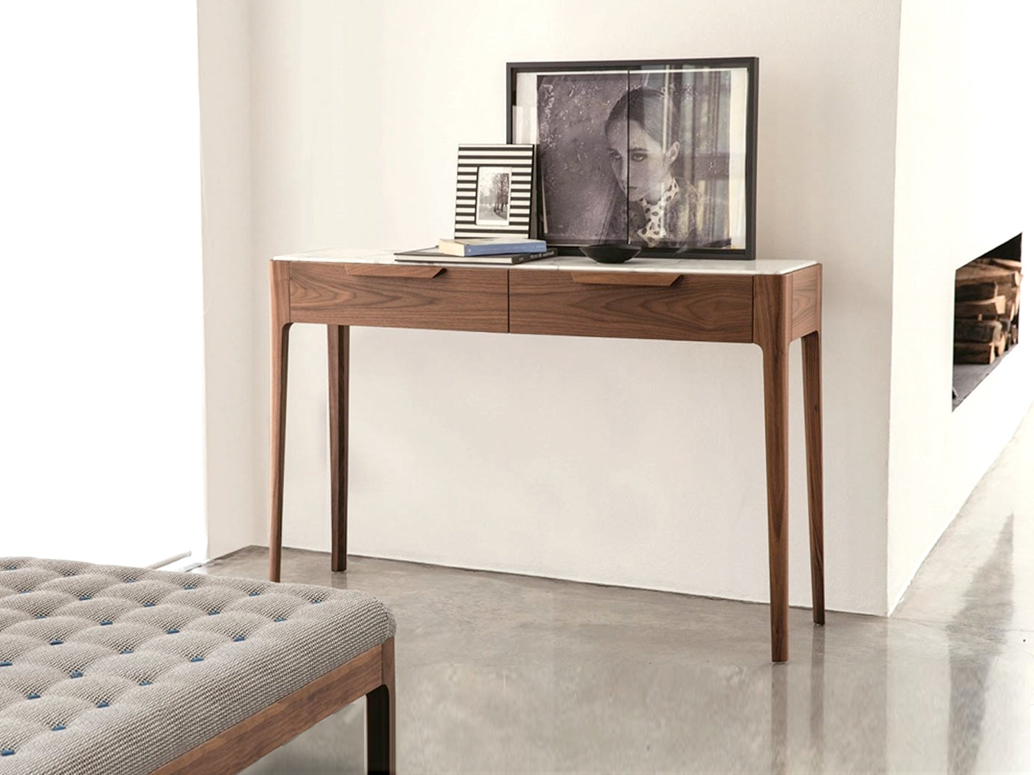 Ziggy 10 W132 Drawers High Console